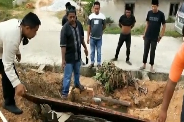 Bermain Ikan Cupang...