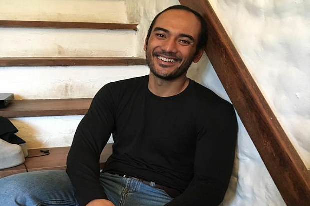 Ario Bayu Pasrah Menanti...