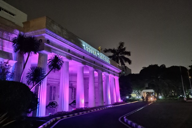 Dirayu AS untuk Normalisasi...