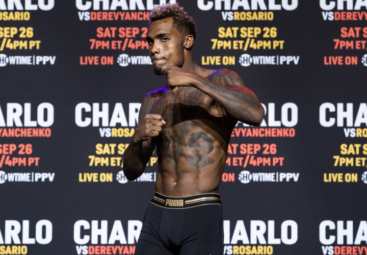 Canelo Terlalu Perkasa,...