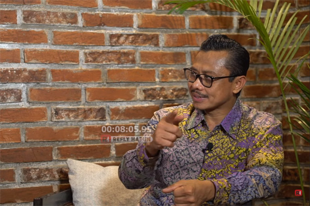 Pesan Shamsi Ali untuk...