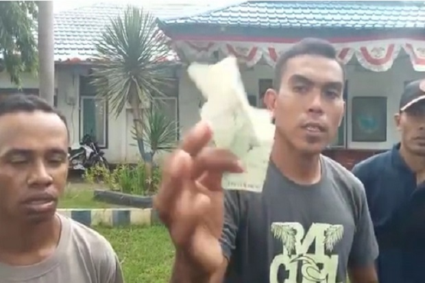 Berbulan-Bulan Gaji...