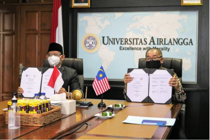 Gandeng Universitas...