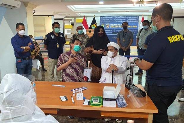 Habib Rizieq Tersangka...