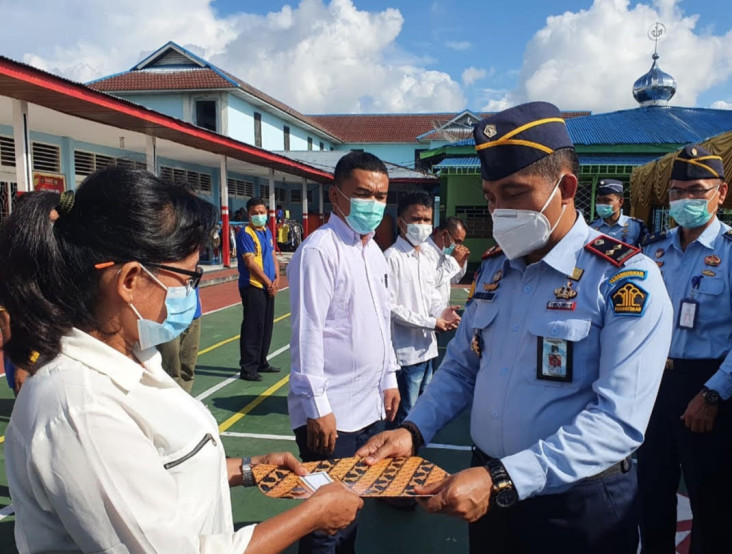 574 Napi di Riau Dapat...