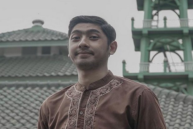 Di Luar Syuting, Arya...