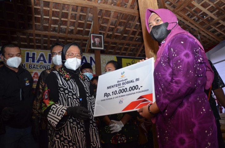 Perjalanan Darat ke...