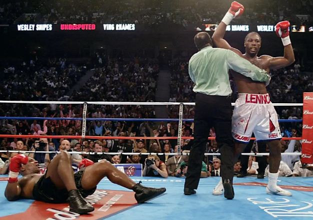 Momen Aneh Mike Tyson...