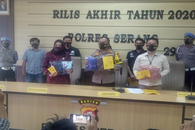 Tergiur Kemolekan Tubuh...