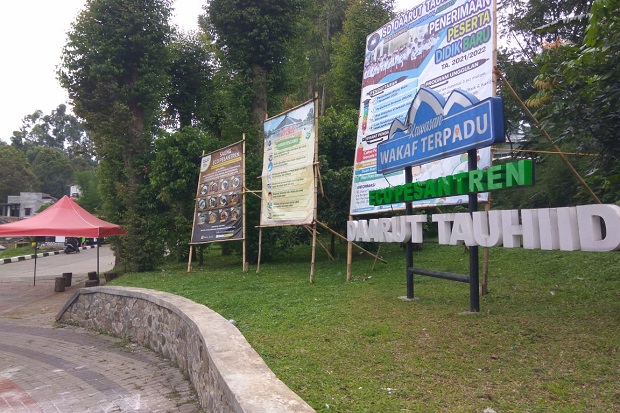 Aa Gym Positif COVID-19,...