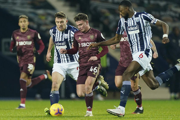 Amuk Leeds di The Hawthorns,...