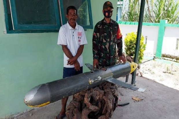 Benda Asing Mirip Drone...