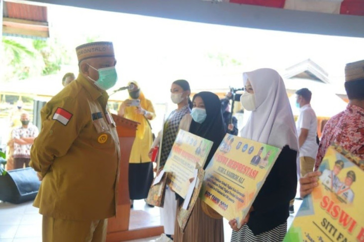 Gubernur Gorontalo Belum...