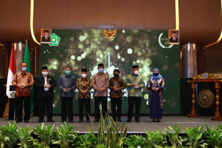 15 PTKI Raih Anugerah...
