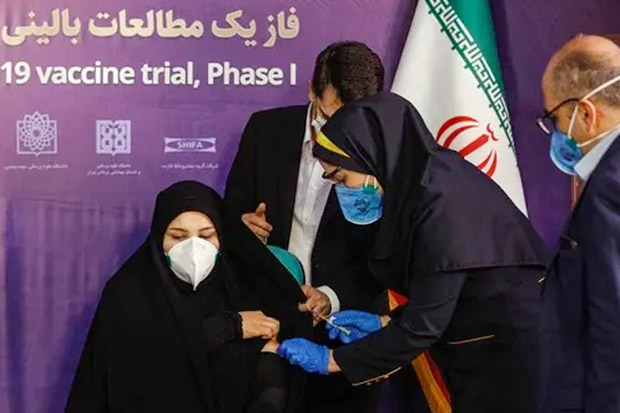 Iran Luncurkan Uji Coba...