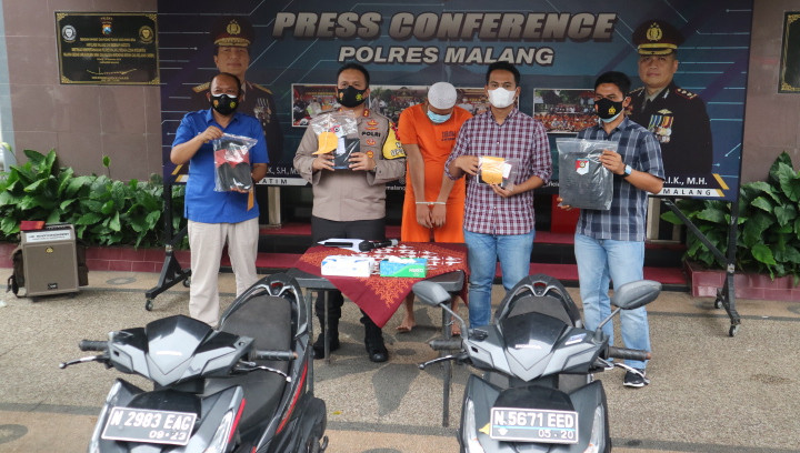 Ngaku Polisi Merazia...
