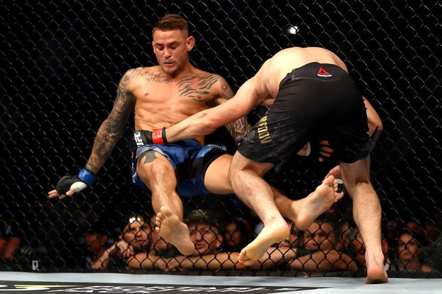 Conor McGregor Meng-KO...