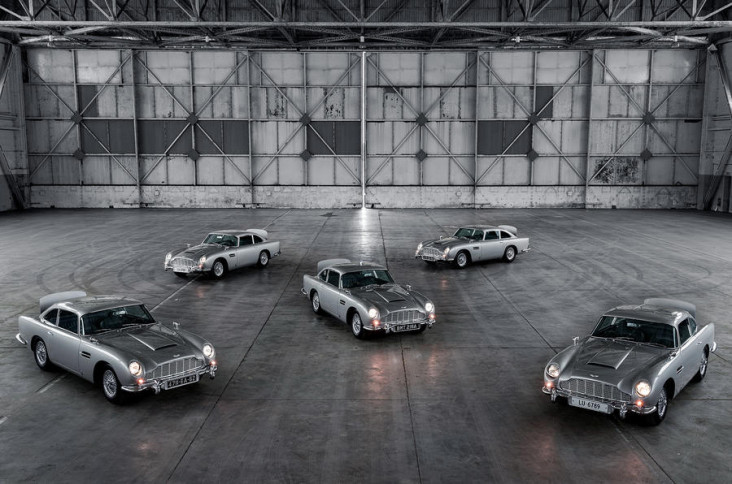 Aston Martin DB5 James...