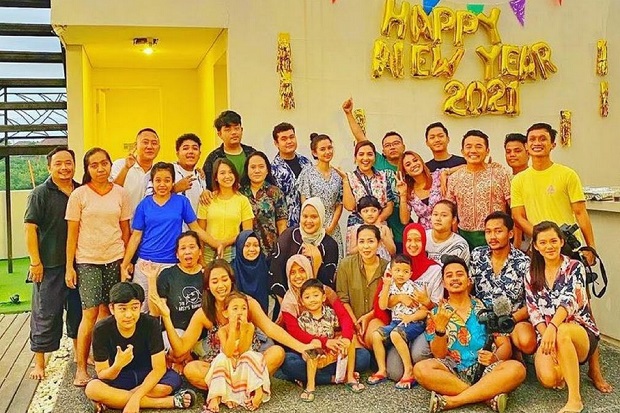 Momen Seru Artis Liburan...