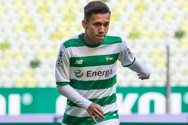 Kontrak di Lechia Gdansk...
