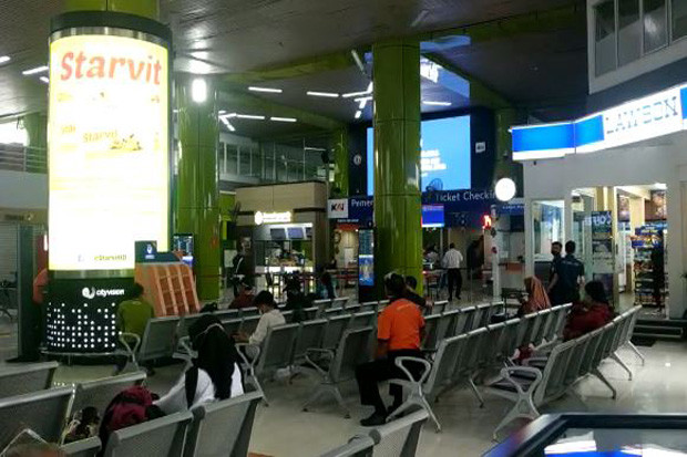 Stasiun Senen dan Gambir...