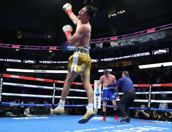 Ryan Garcia KO Luke...