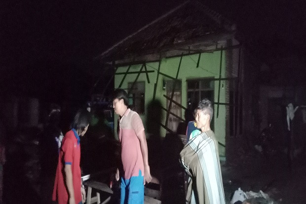 Puting Beliung Terjang...