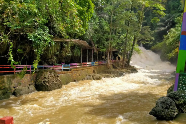 Libur Awal Tahun, Kawasan...