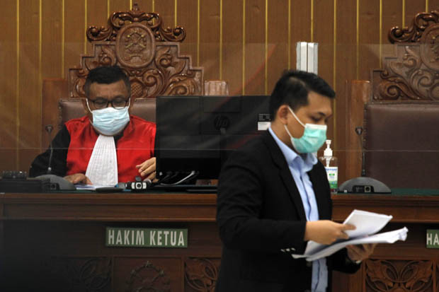 Pengacara Kecewa Sidang...