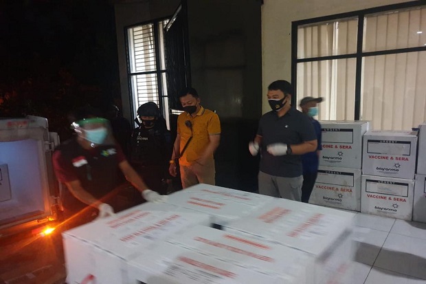 Polisi Kawal Kedatangan...