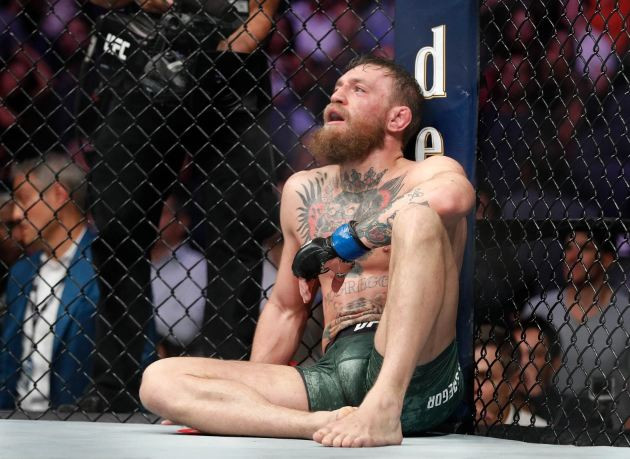 Conor McGregor Dibekuk...