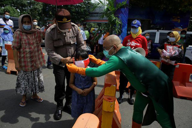 Superhero New Man Kembali...