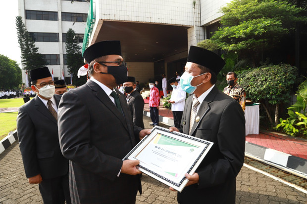 Rajin Laporkan Gratifikasi,...