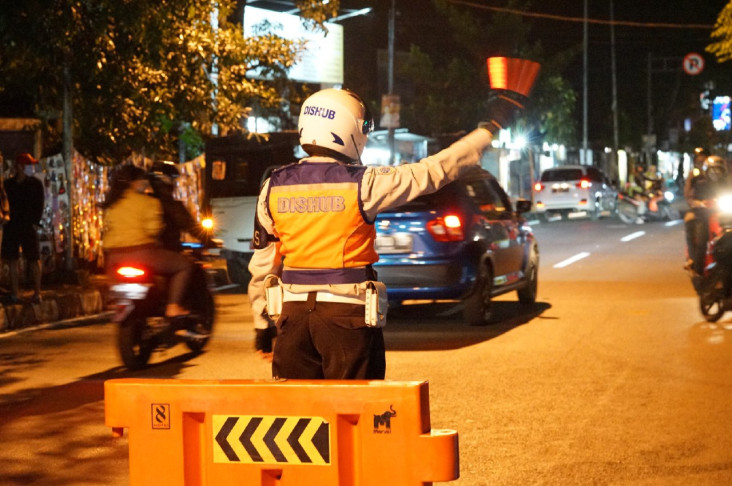23 Ruas Jalan Masih...