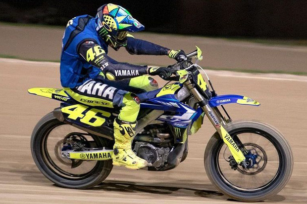 Valentino Rossi, Antara...