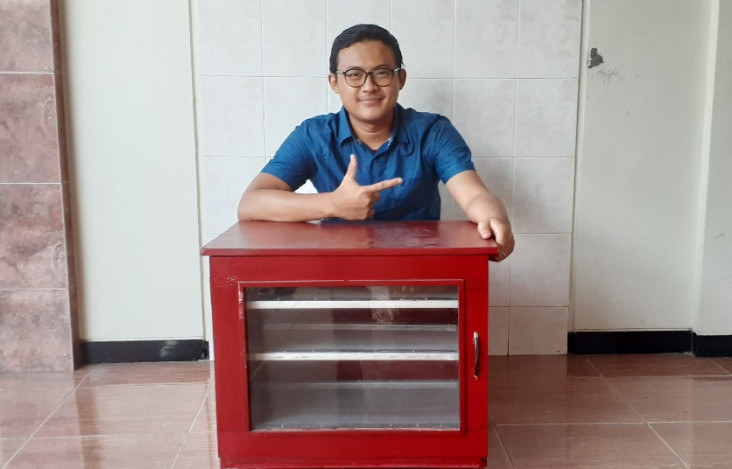 Bantu UMKM, Tim KKN...