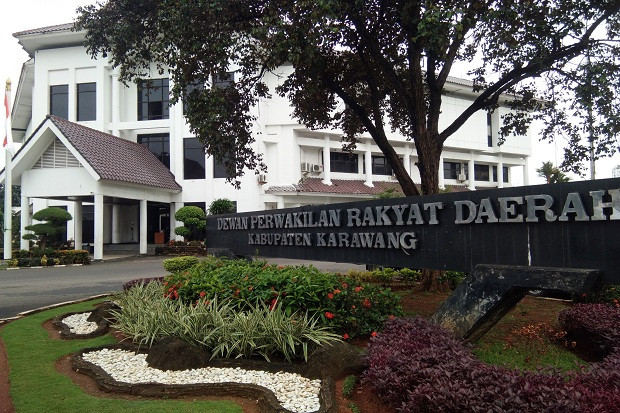 Dihantam COVID-19, Satu...
