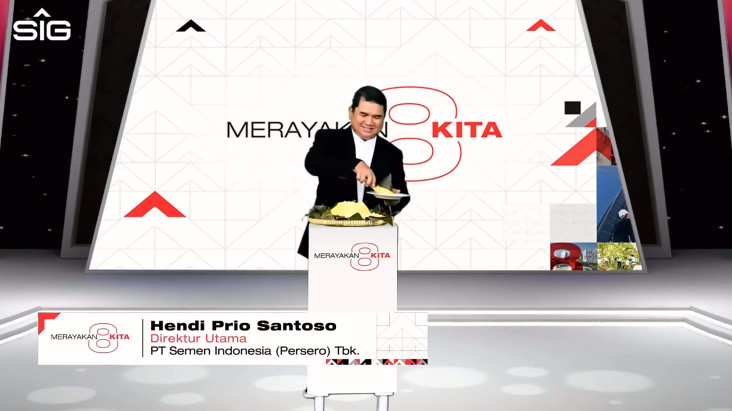 Peringati HUT ke-8,...
