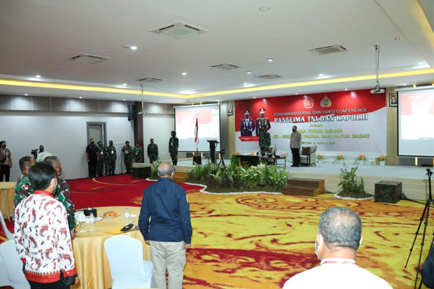 Tokoh Papua: Perbedaan...