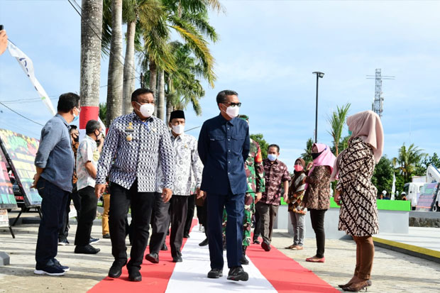 Gubernur Sulsel Resmikan...