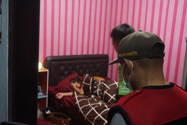 Teler, Empat Pasangan...