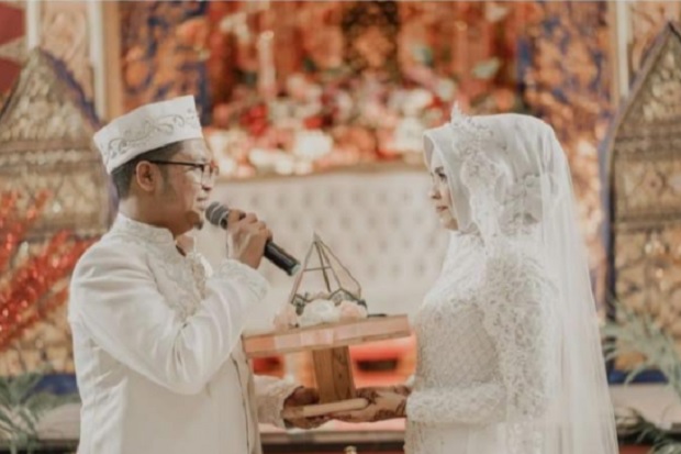 Suami Istri Ini Diduga...
