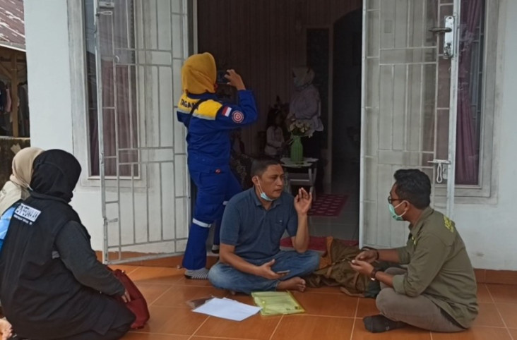 Keluarga Lima Korban...