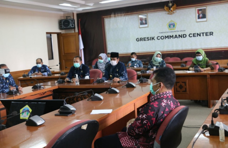Tujuh Kecamatan di Gresik...