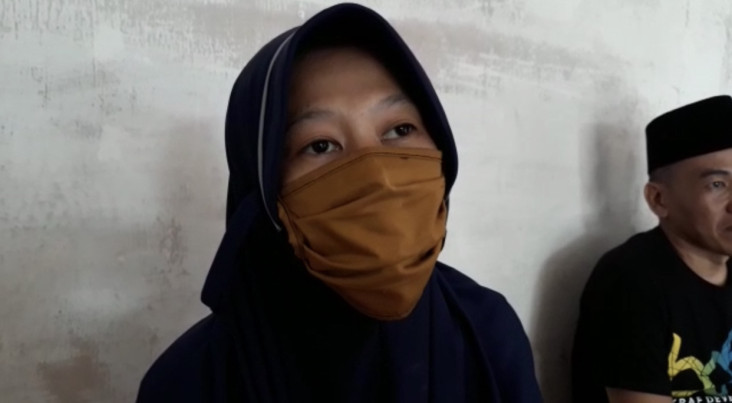 Firasat Vivi Istri Rion...