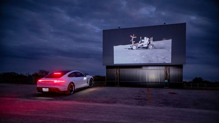Porsche Rayakan Kiprah...
