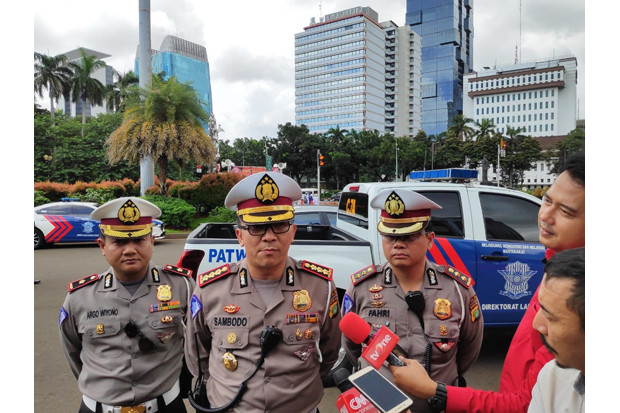 PSBB Ketat di Jakarta,...