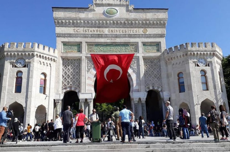 Tertarik Kuliah di Turki,...