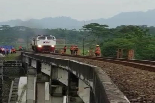 Bahaya, Pilar Jembatan...