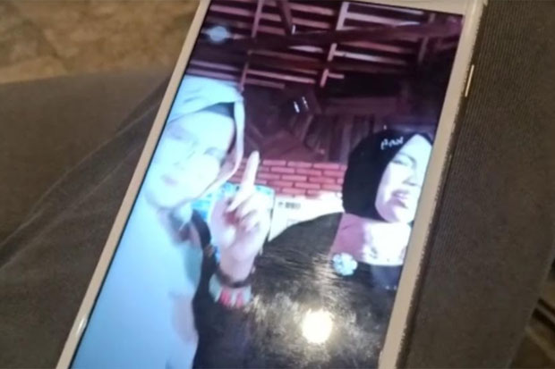 Respons Video Istri...